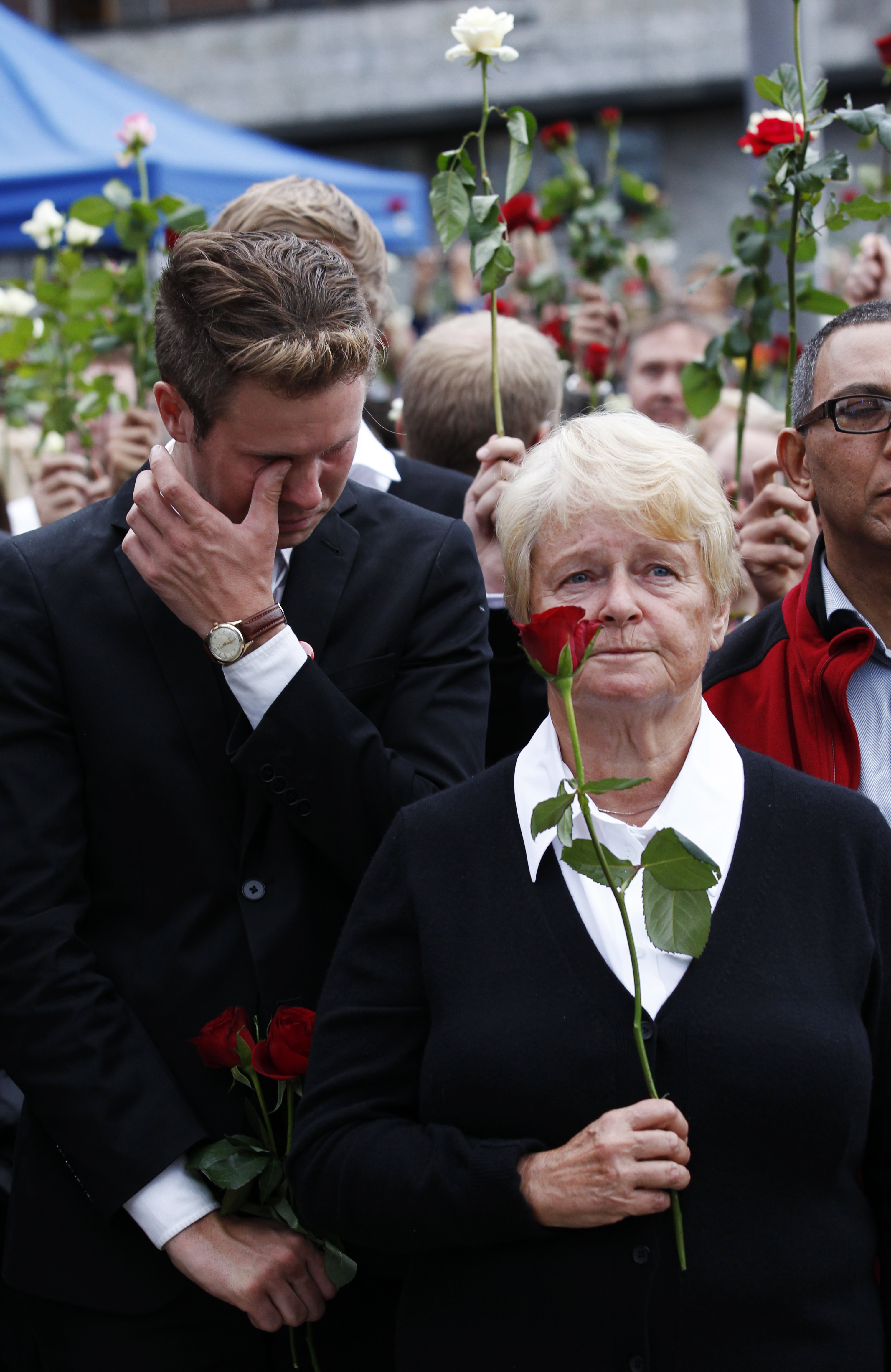 AUF-ledaren sEkil Pedersen och tidigare statsministern Gro Harlem Brundtland var på plats.