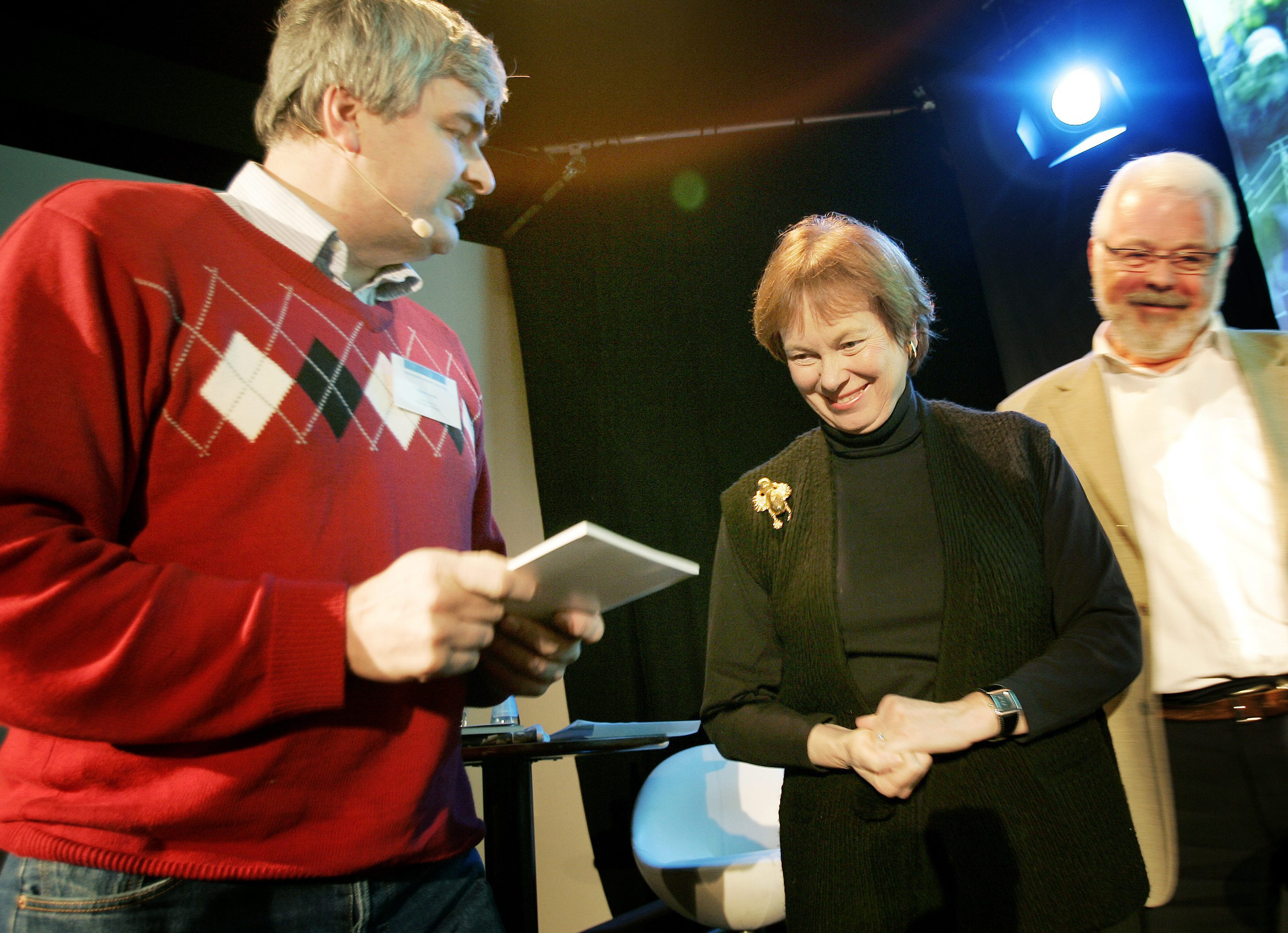 Leni Björklund (S), var försvarsminister när samarbetsavtalet undertecknades. Här ses hon tillsammans med Håkan Juholt i januari 2006.