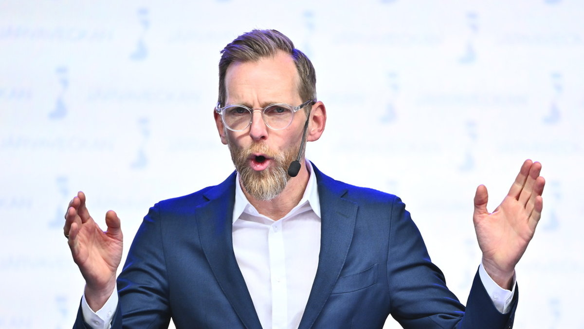 Kristdemokraternas Jakob Forssmed talade på Järvaveckan under lördagen.