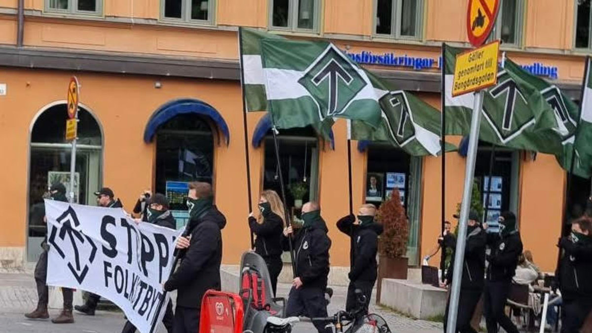 Nazistiska Nordiska motståndsrörelsen genomförde en demonstration utan tillstånd i Uppsala.