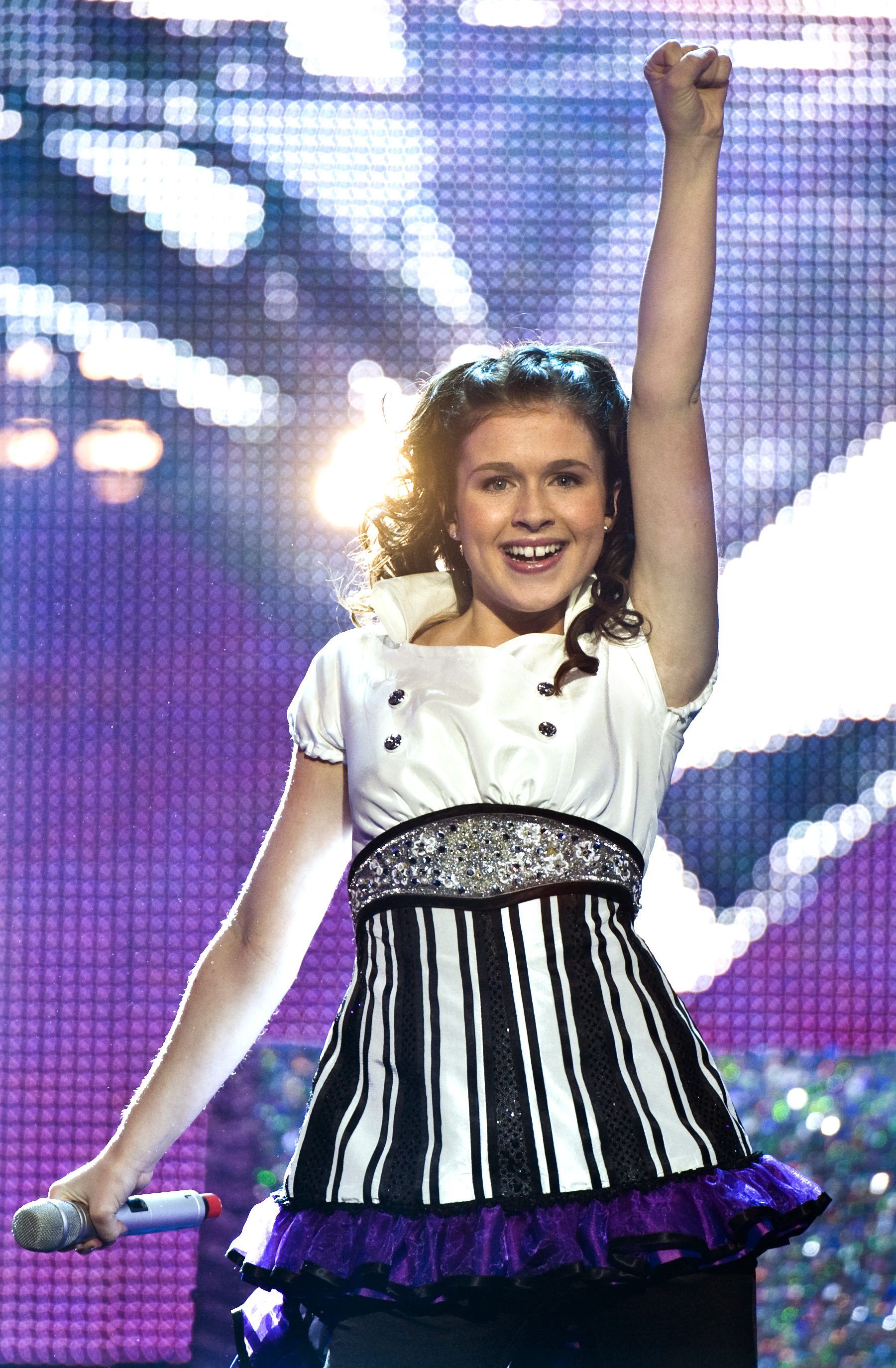 Låt Amy Diamond få fira sin 13-årsdag genom att få pryda den nya lappen. Låt Amy Diamond få fira sin 13-årsdag genom att få pryda den nya lappen.