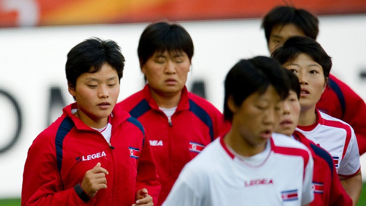 OS mest mystiska lag, Nordkorea, skyllde på åskan efter förlusten mot Sverige. 