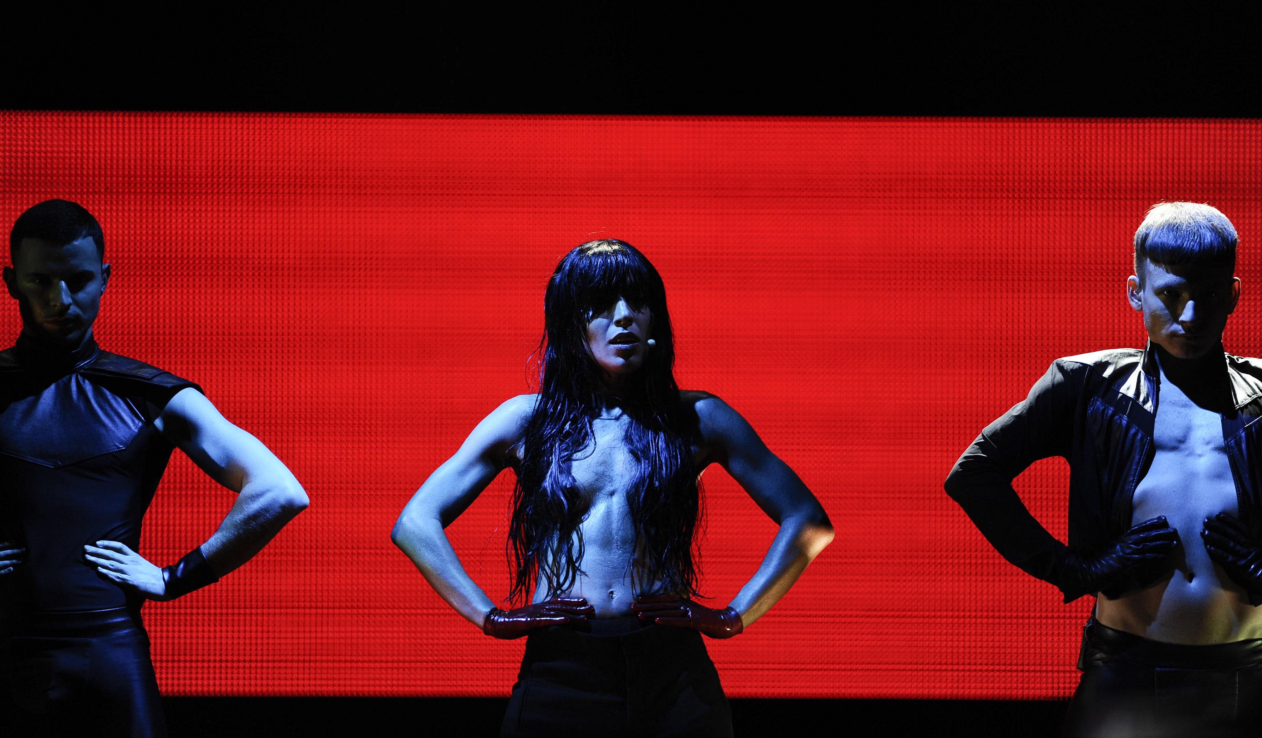 Loreen, Melodifestivalen 2015, Fest, Bröst
