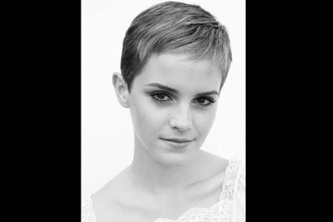 Emma Watson i sin nya korta frisyr, är ute efter rollen som Lisbeth Salander.