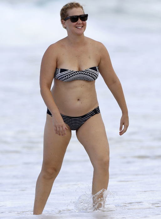 Amy Schumer på stranden i Hawaii. Amy Schumer på stranden i Hawaii.