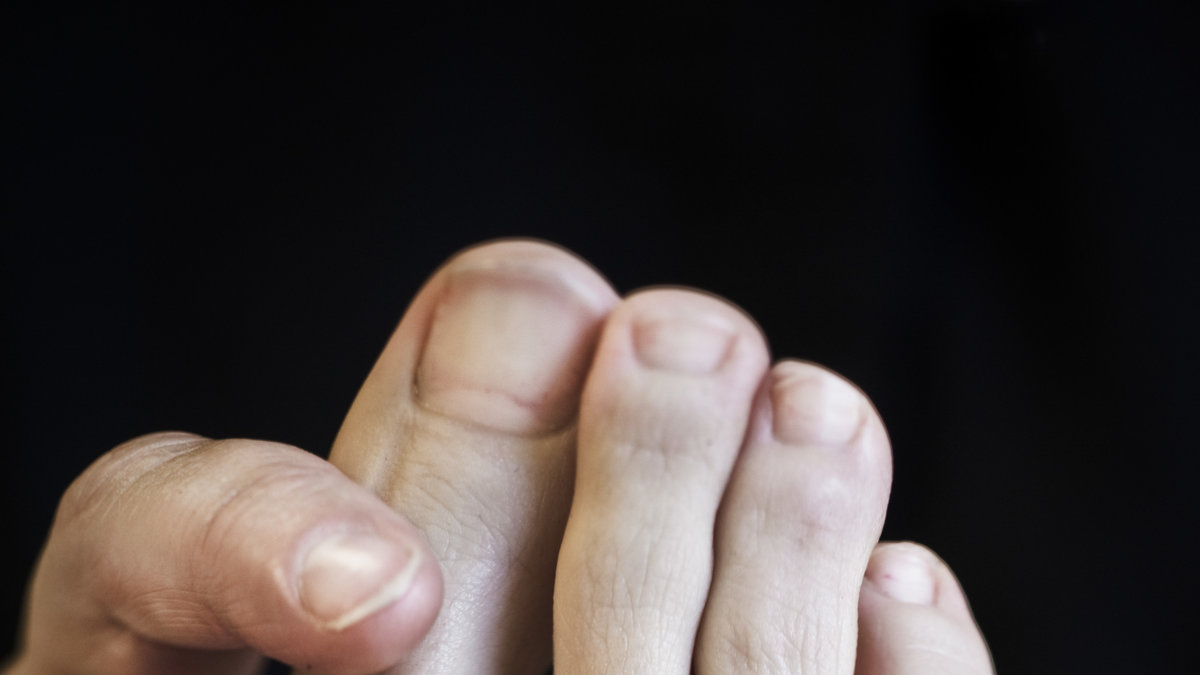 Kvinnan som är i 55 årsåldern fick orgasmer genom att stå på sin fot