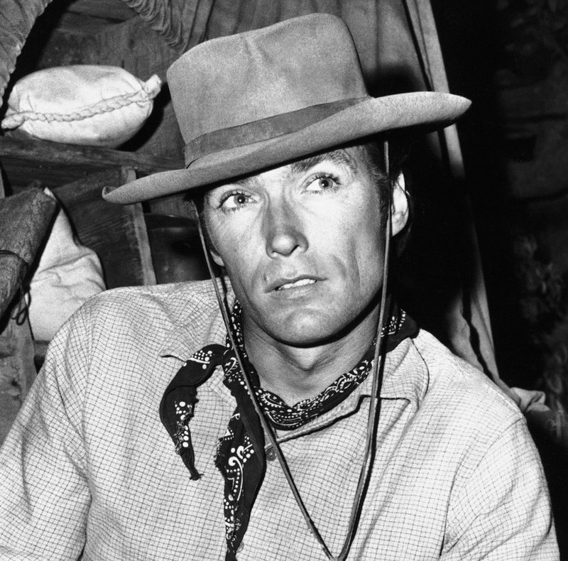 Clint Eastwood under en filminspelning 1965. Foto: David Smith/TT Clint Eastwood under en filminspelning 1965. Foto: David Smith/TT