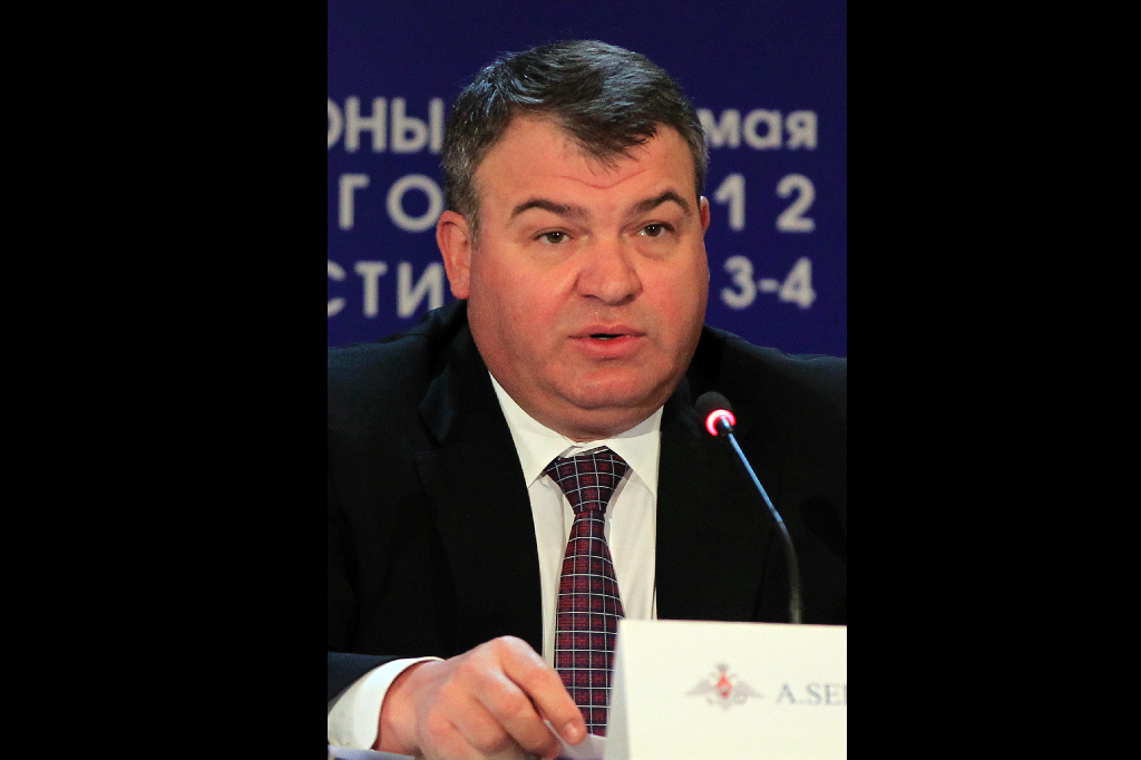 Rysslands försvarsminister Anatoly Serdyukov hävdade att diskussionerna hamnat i en återvändsgränd under det internationella toppmötet i Moskva.