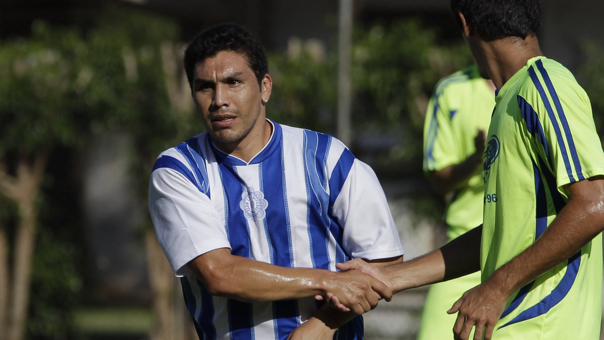 Cabañas överlevde attacken och kan nu spela fotboll igen.