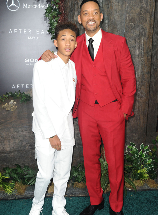 Will Smith har lånat Peter 08:s klädsmak. Will Smith har lånat Peter 08:s klädsmak.