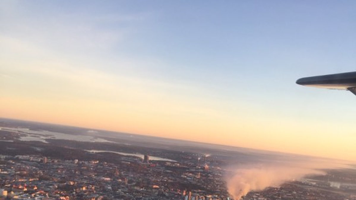 Carl-Fredrik Stefansson bild på Stockholmsbranden tagen ifrån flygplanet. 