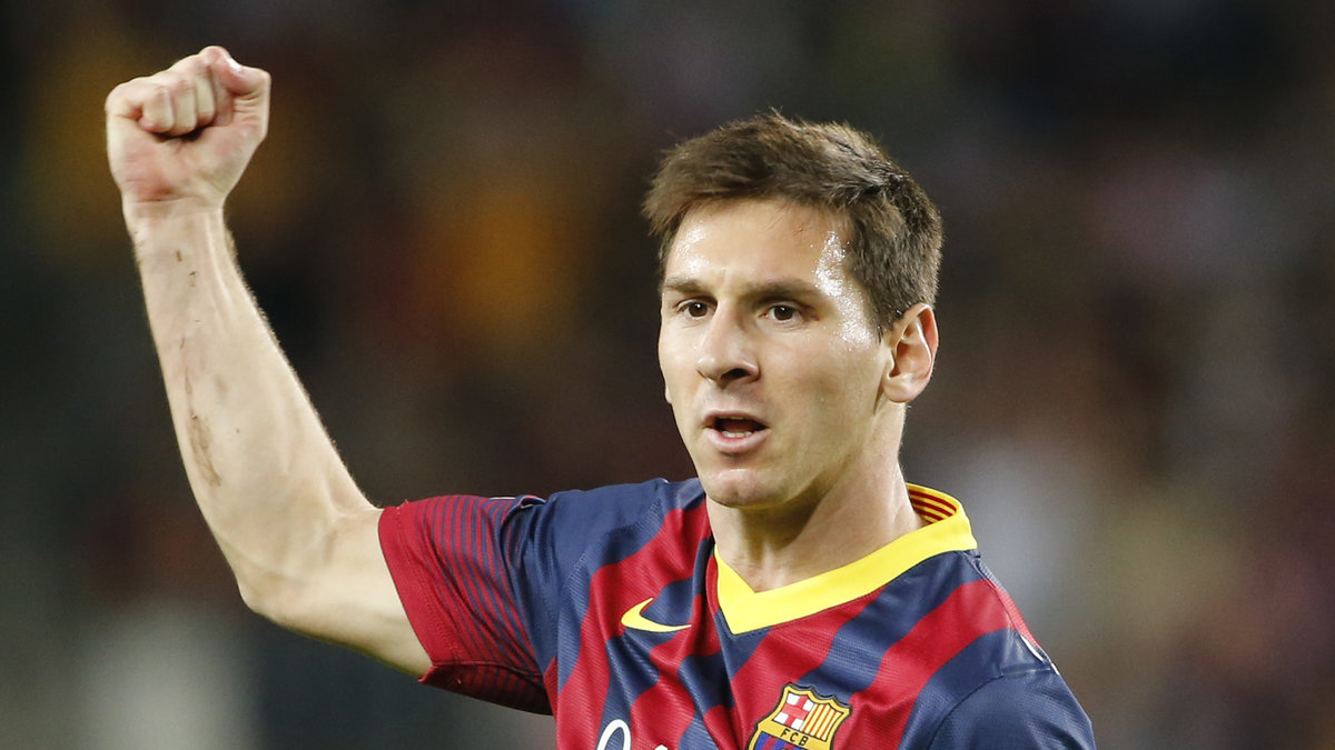 Lionel Messi är skyhög favorit att vinna guldbollen igen.