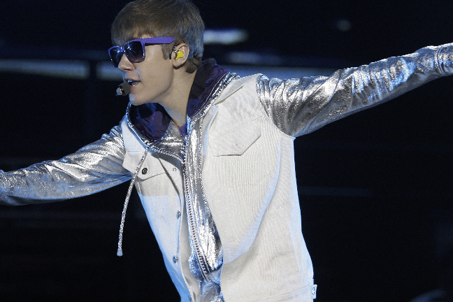 Justin Bieber är en av världens största artister. Han är nu på världsturné. 