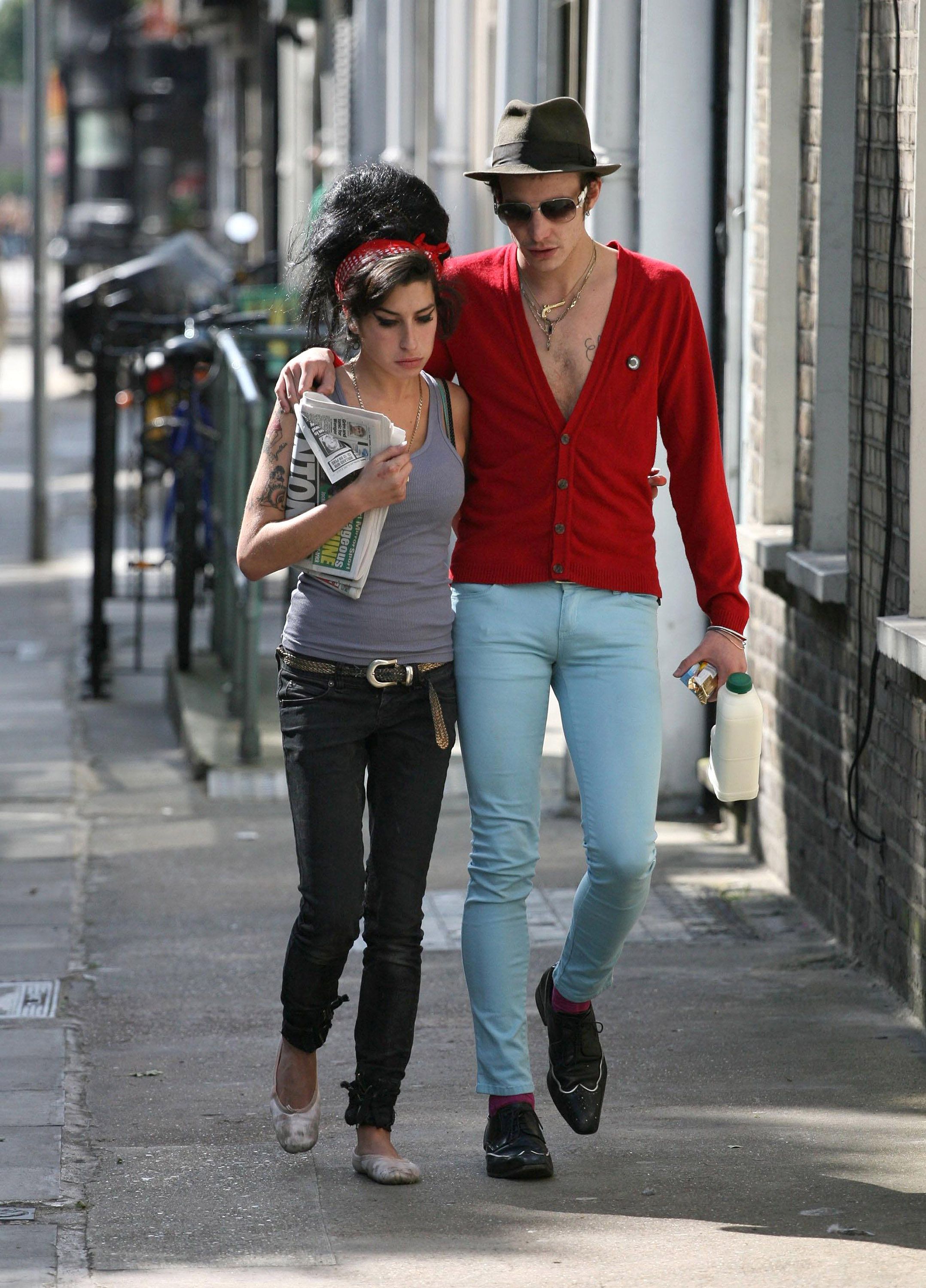 Amy Winehouse är tillsammans med sin exman Blake Fielder-Civil igen.