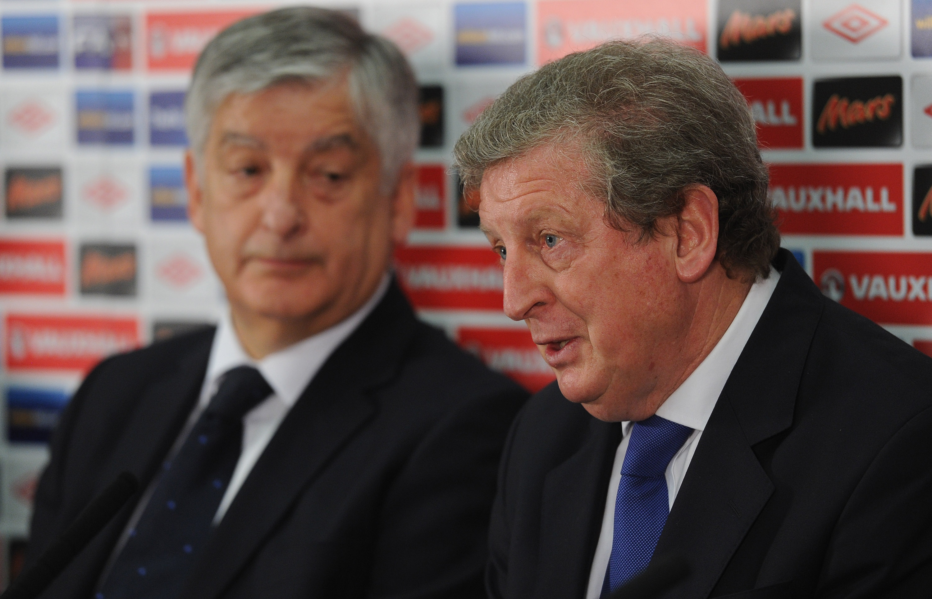 Bernstein och Hodgson under presskonferensen.