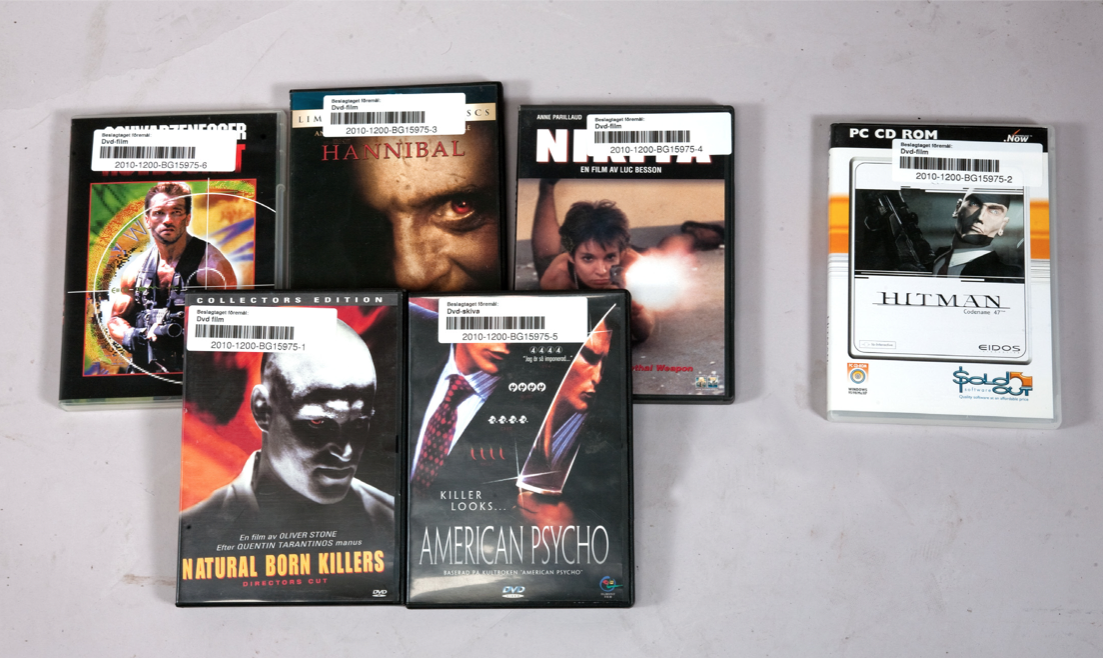 Även flera filmer som "Hitman" och "American Psycho". Även flera filmer som "Hitman" och "American Psycho".