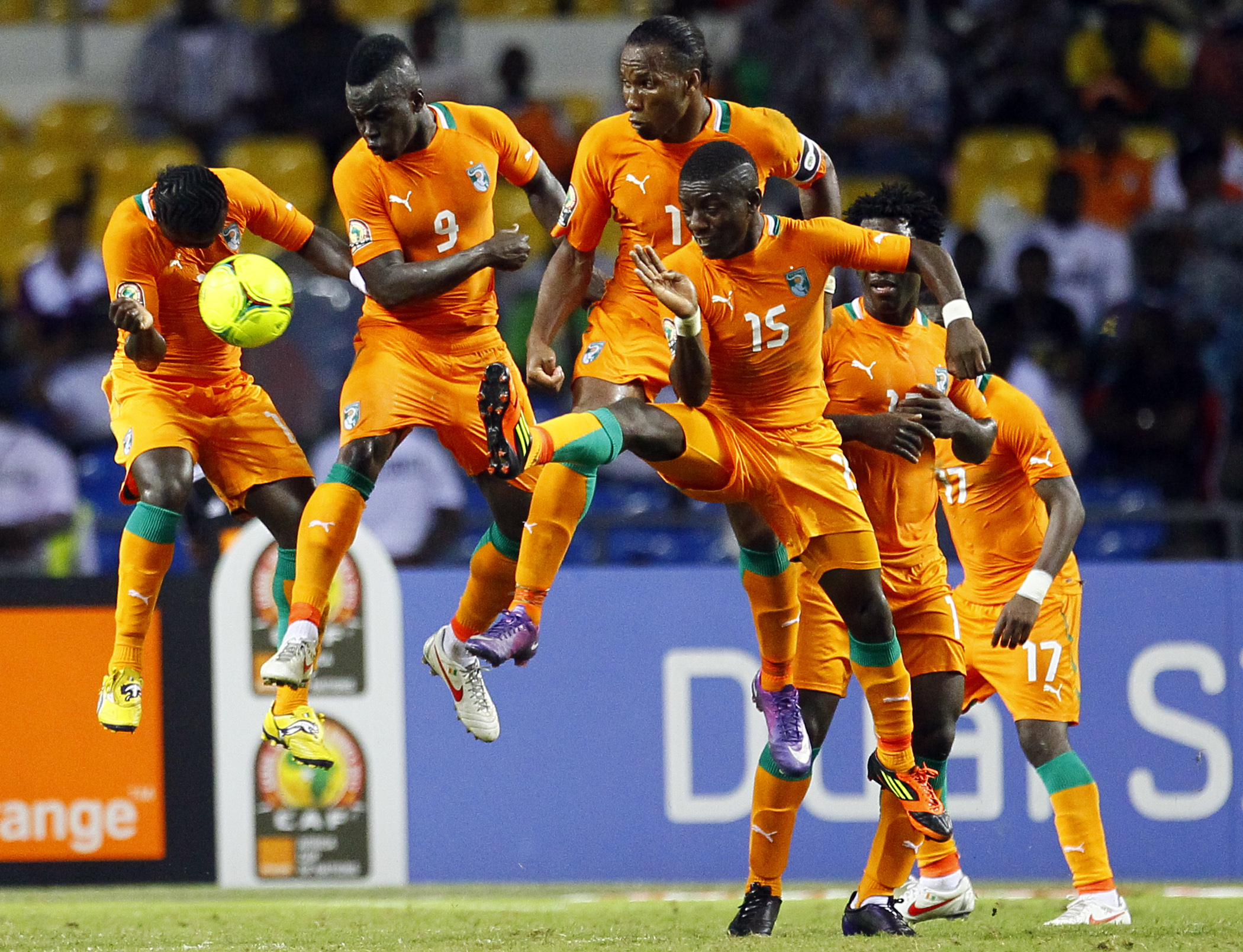 Det stjärnfyllda Elfenbenskusten lyckades aldrig spräcka nollan. 0-0 stod det efter 90 minuter och förlängningen.  
