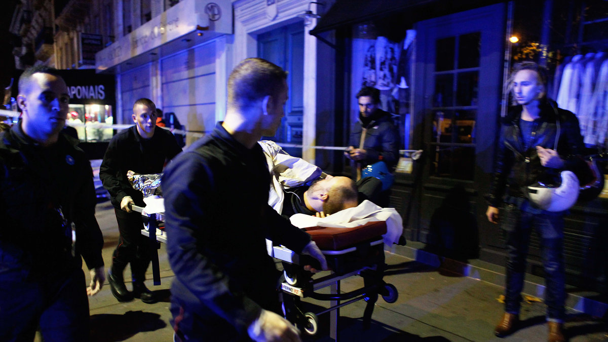 Flera attacker skedde runt om i Paris. 