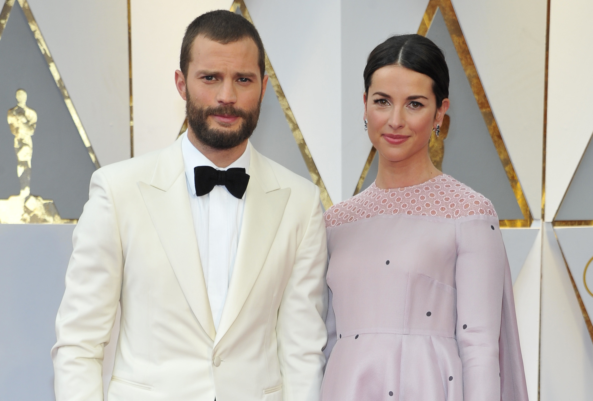 Jamie Dornan med sin fru Amelia Warner. Jamie Dornan med sin fru Amelia Warner.