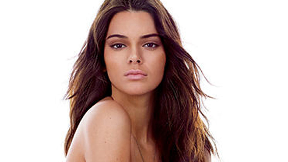 Kendall Jenner topless i GQ.