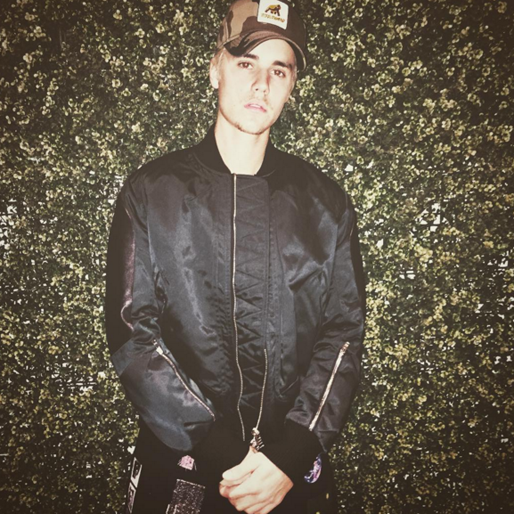 Justin Bieber – nu lite mer påklädd. Justin Bieber – nu lite mer påklädd.