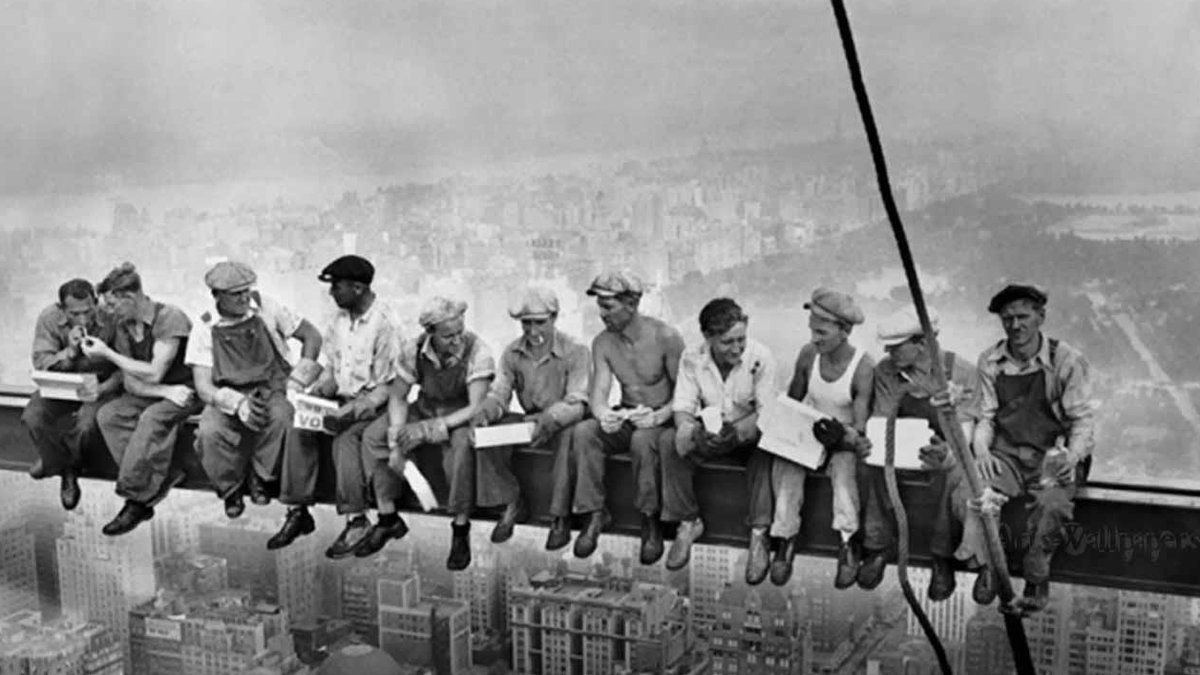 "Lunch atop a skyscraper" är en av världens mest kända bilder.