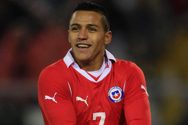 Alexis Sanchez är en av de i särklass hetaste villebråden i Europa. Nu ska han återigen få leka med sina chilenska speedkulor. Alexis Sanchez är en av de i särklass hetaste villebråden i Europa. Nu ska han återigen få leka med sina chilenska speedkulor.