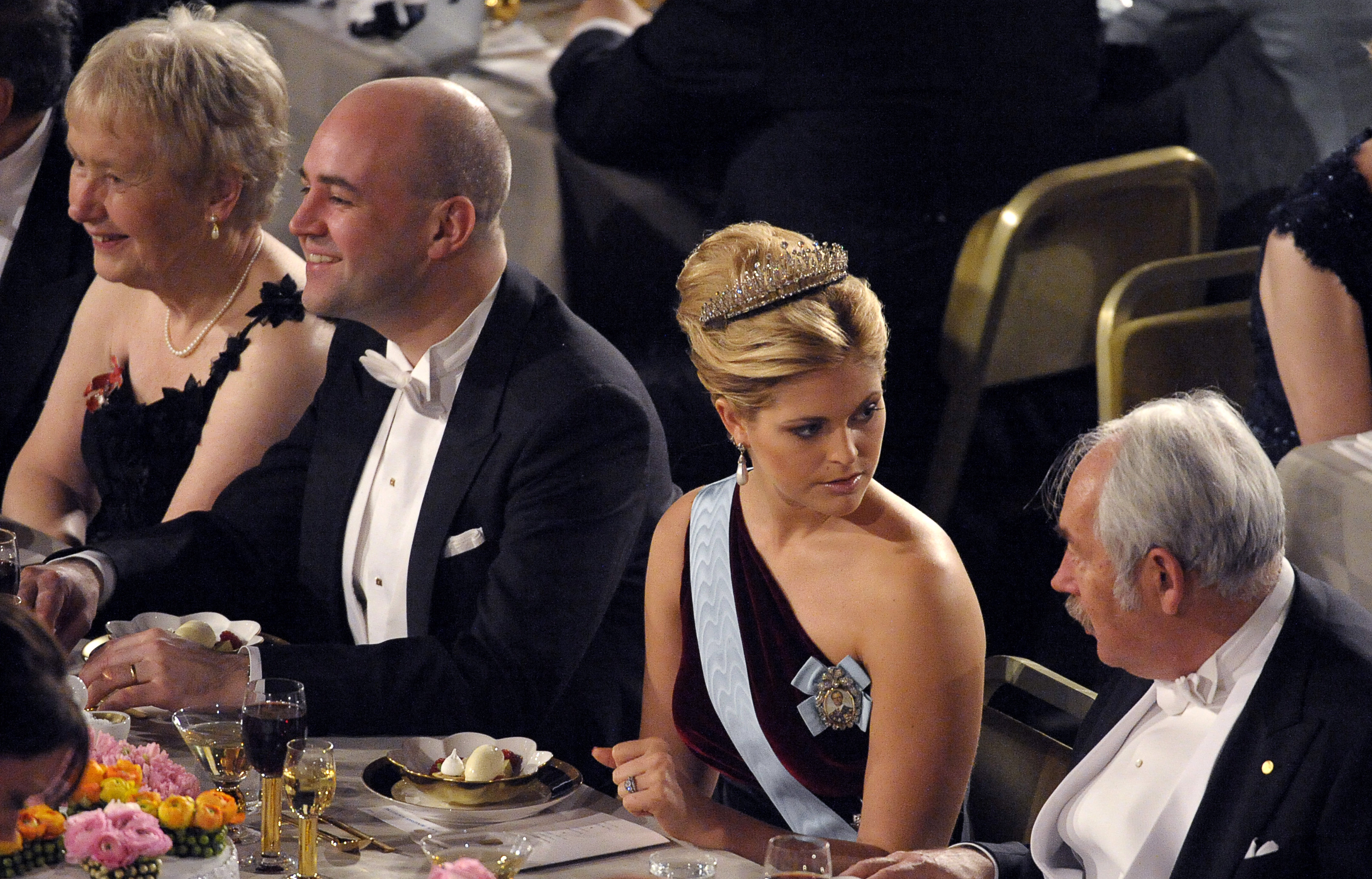 Har det härligt på Nobelfesten (2007). Har det härligt på Nobelfesten (2007).