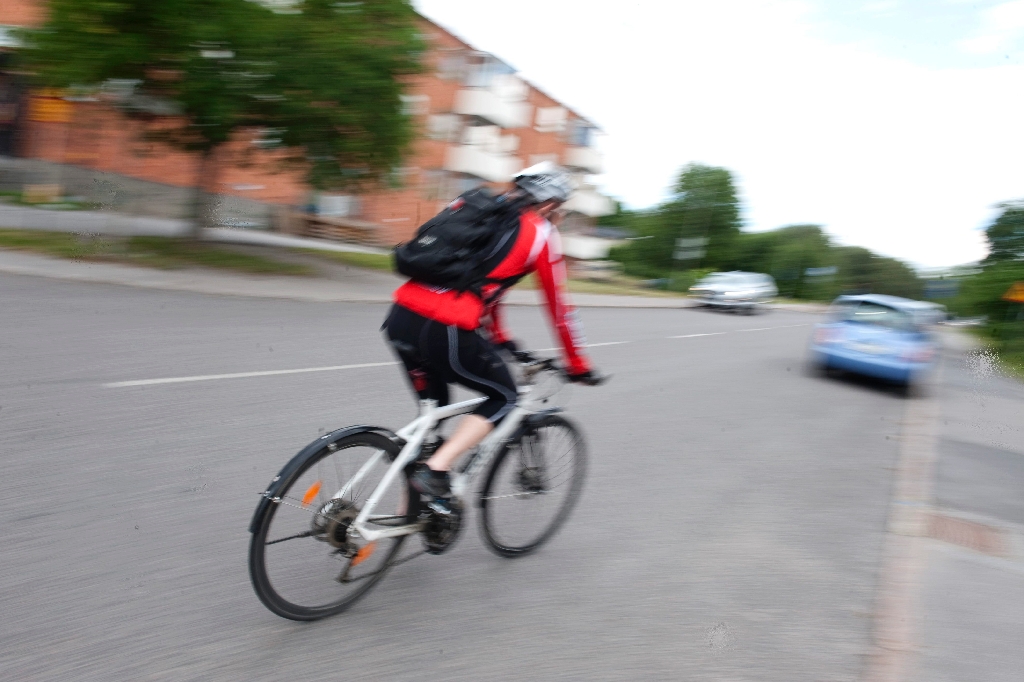 10. Enligt statistik från försäkringsbolaget If sker det åtta procent fler olyckor just denna dag, jämfört med andra fredagar. Så om du måste cykla i dag, ta på dig hjälmen. Det är stor chans att du ramlar och slår dig. 10. Enligt statistik från försäkringsbolaget If sker det åtta procent fler olyckor just denna dag, jämfört med andra fredagar. Så om du måste cykla i dag, ta på dig hjälmen. Det är stor chans att du ramlar och slår dig.