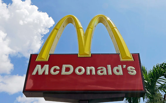 Skylt McDonald's Skylt McDonald's