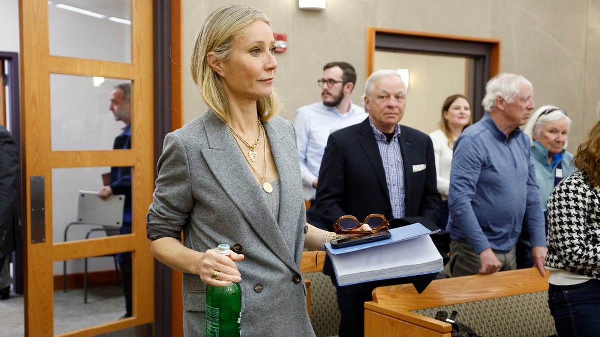 Gwyneth Paltrow under en paus i förhandlingarna i rätten i Park City. I dag förväntas hon själv blir förhörd.