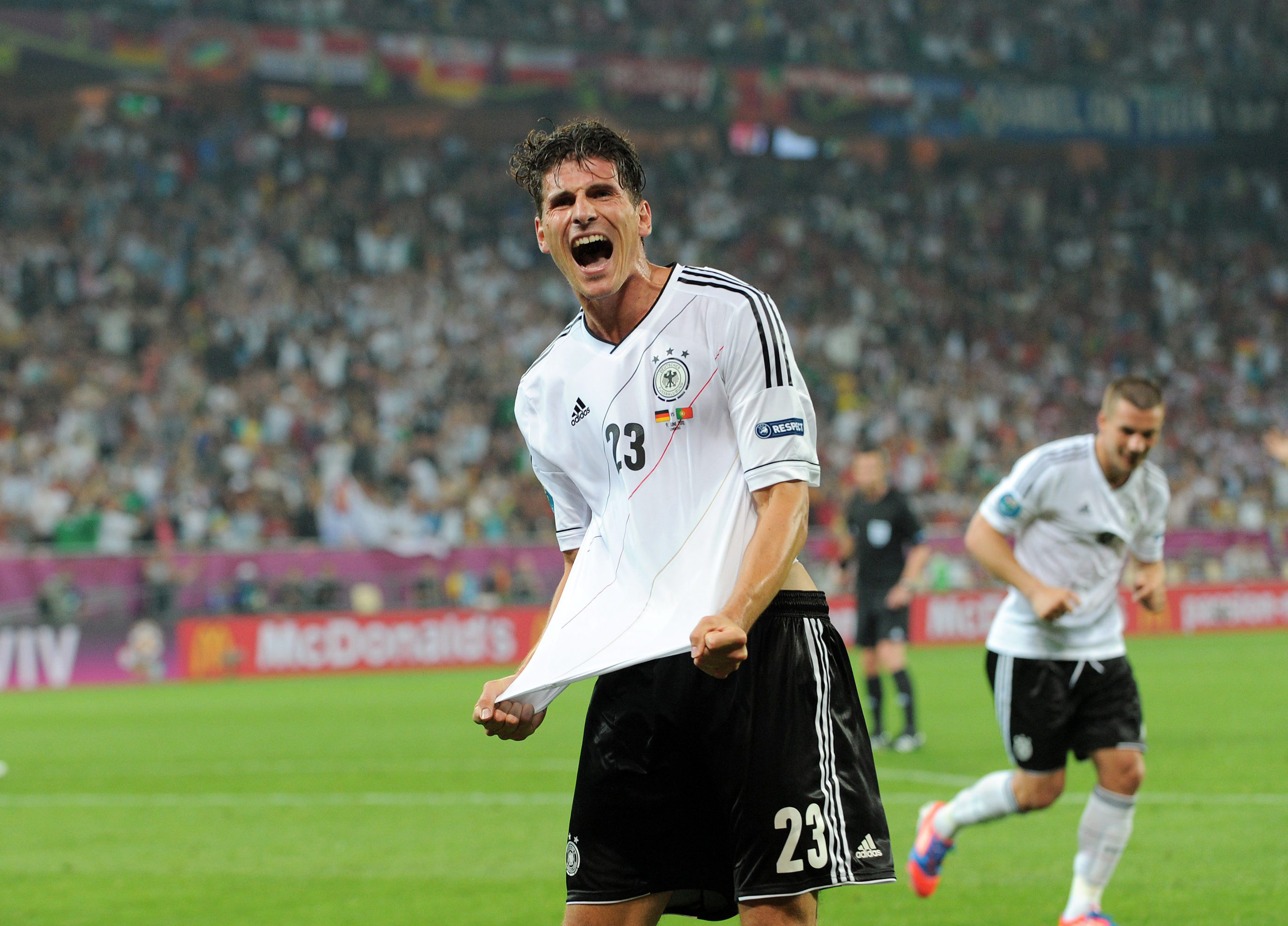 Mario Gomez avgjorde för Tyskland mot Portugal med matchens enda mål.