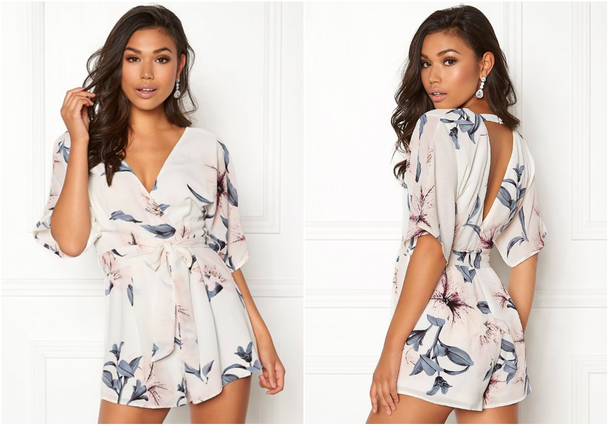 Blommig byxdress Blommig byxdress