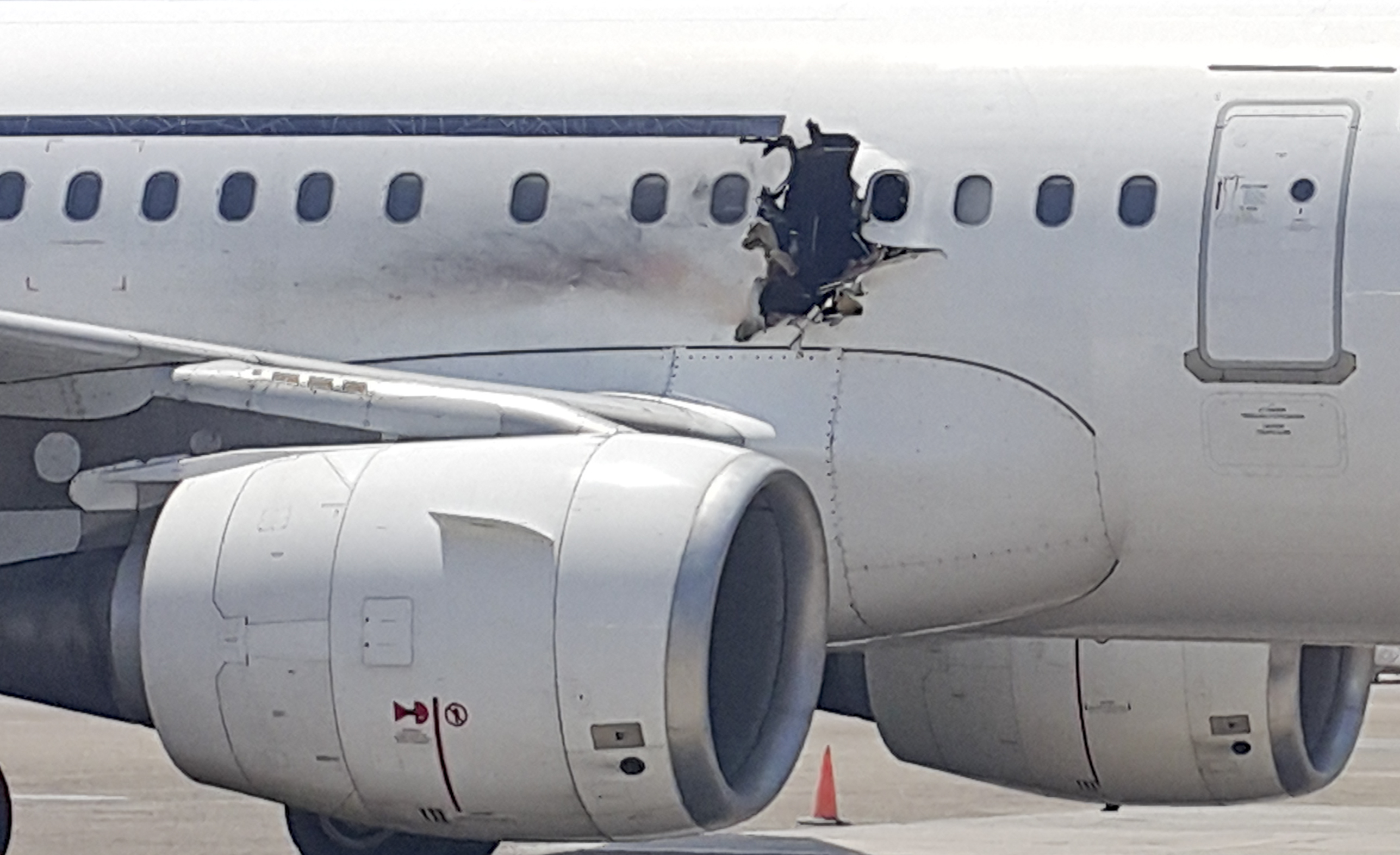 Flygplan, Mogadishu, al-Shabaab, Explosion
