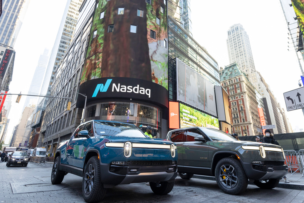 Rivianbilar visades upp på Times Square inför bolagets notering på New York-börsen i november förra året.