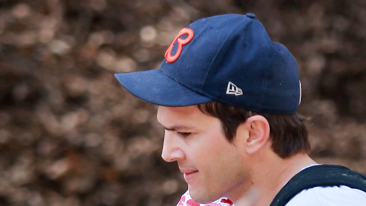 Ashton Kutcher och Mila Kunis har nyligen fått en liten bebis.