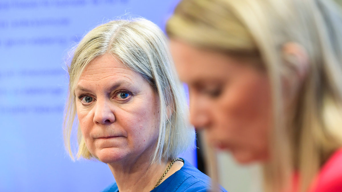 Magdalena Andersson (S) och utbildningspolitiska talespersonen Åsa Westlund på torsdagen.