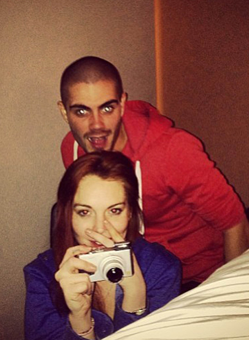 Lindsay Lohan har fått ragg i form av Max George från bandet The Wanted. Bortamatch? Det delar man med hela världen. Lindsay Lohan har fått ragg i form av Max George från bandet The Wanted. Bortamatch? Det delar man med hela världen.