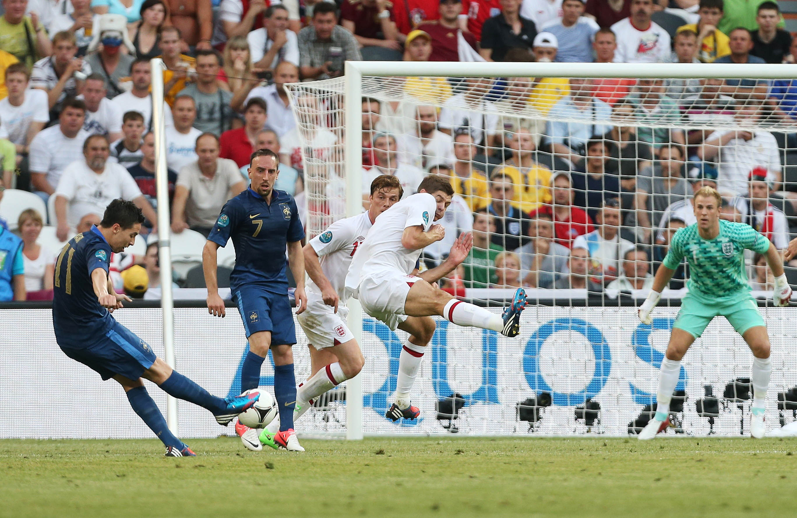 Samir Nasri gjorde Frankrikes mål i premiären mot England.