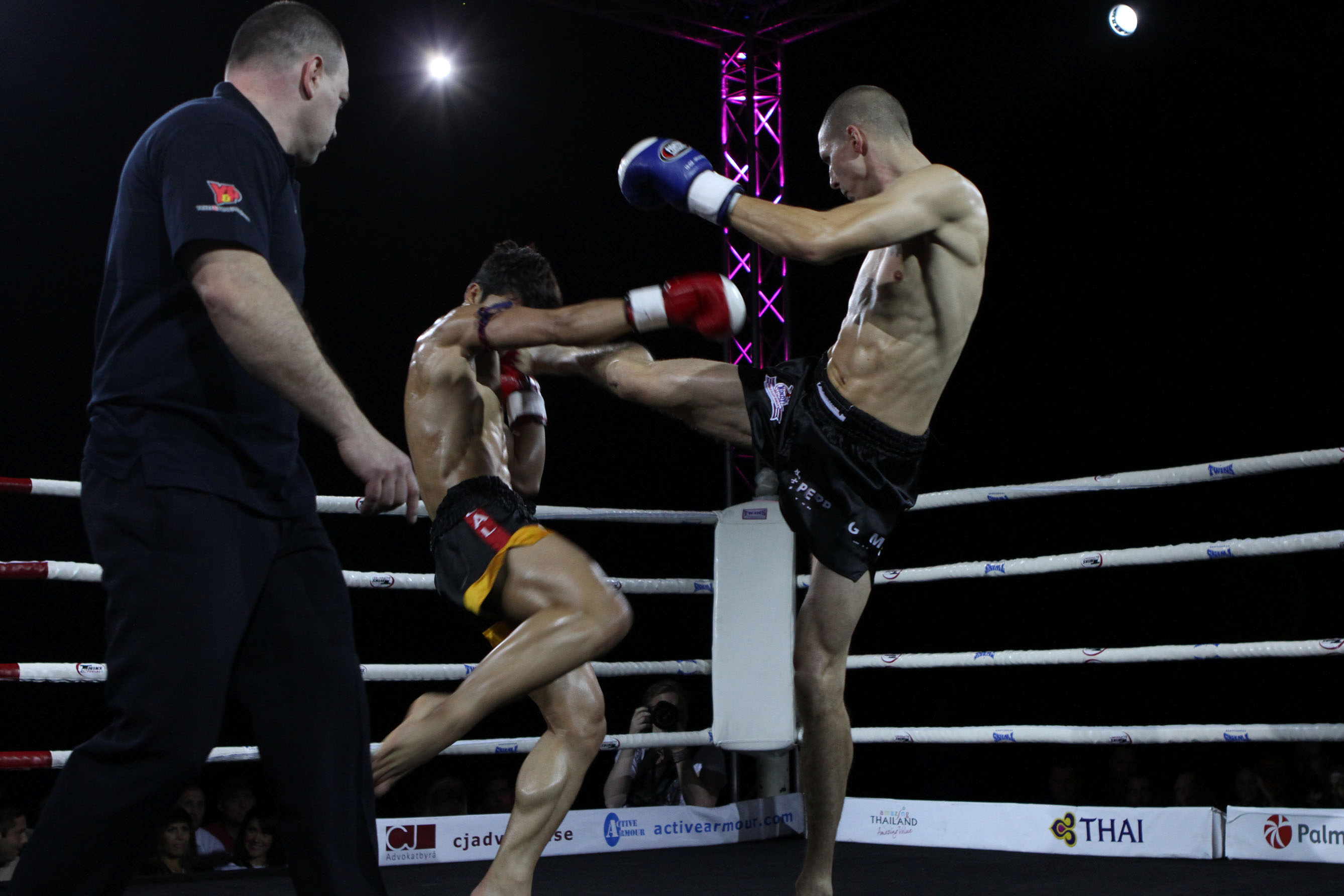 Bildextra international ring fight arena 2 Bildextra international ring fight arena 2