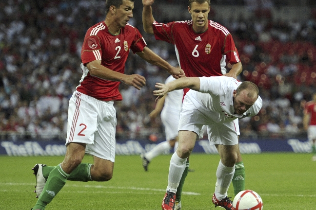 Rooney fortsätter sin urusla form i det engelska landslaget.