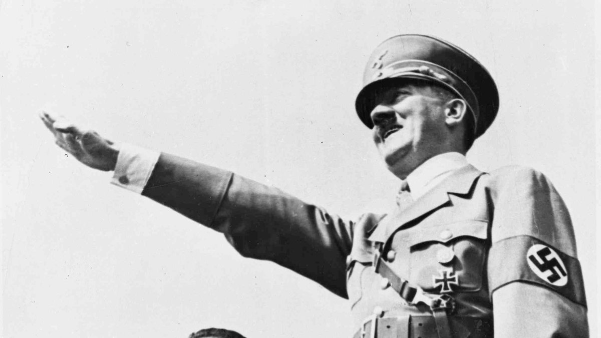 Adolf Hitler var Nazitysklands diktator under åren 1934-1945.