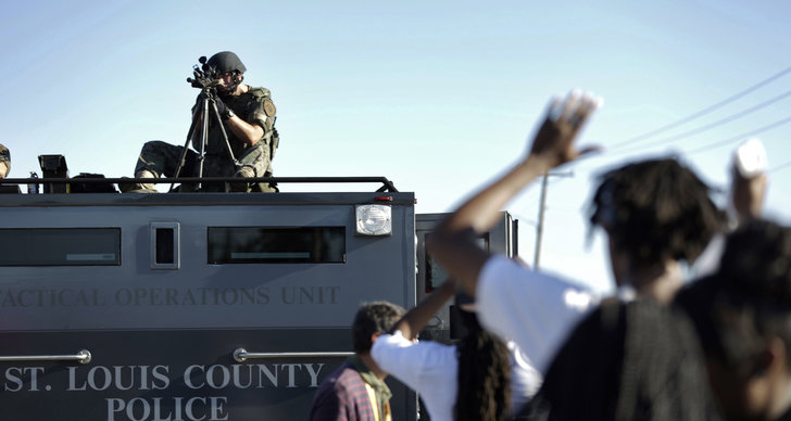 Polisvåld, Michael Brown, Al Jazeera, ferguson, Tårgas, Missouri
