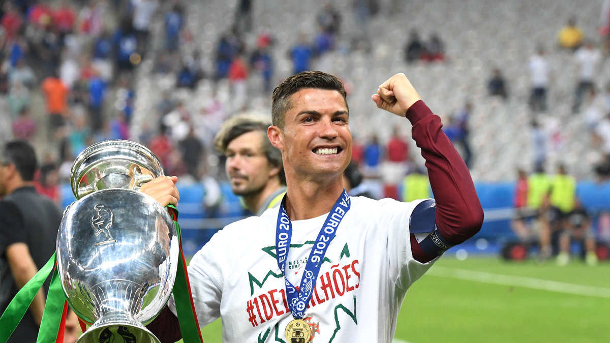 Ronaldo tog EM-guld med sitt Portugal. 
