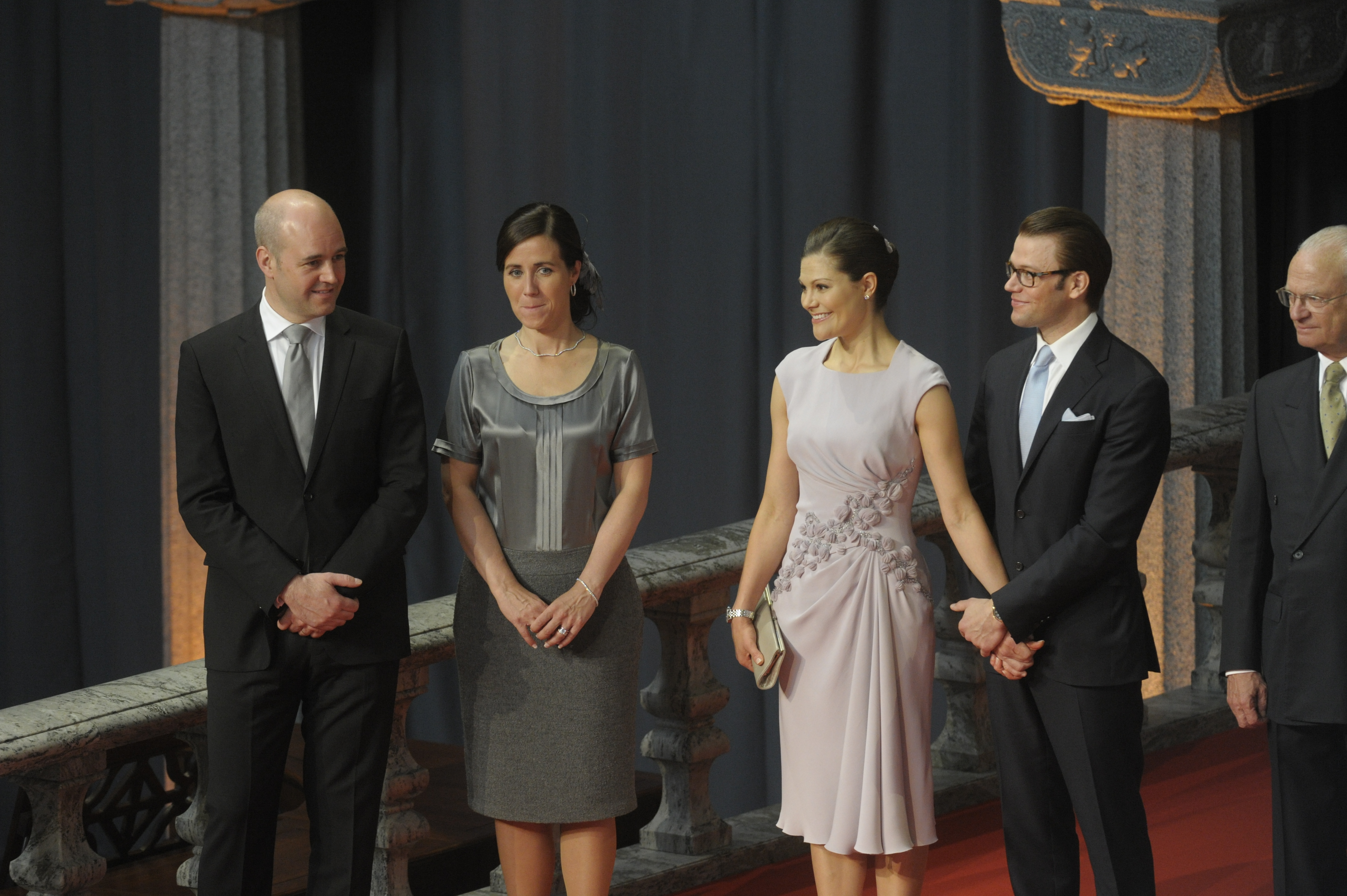 Statsministern med frun Filippa tillsammans med kronprinsessan och Daniel Westling.