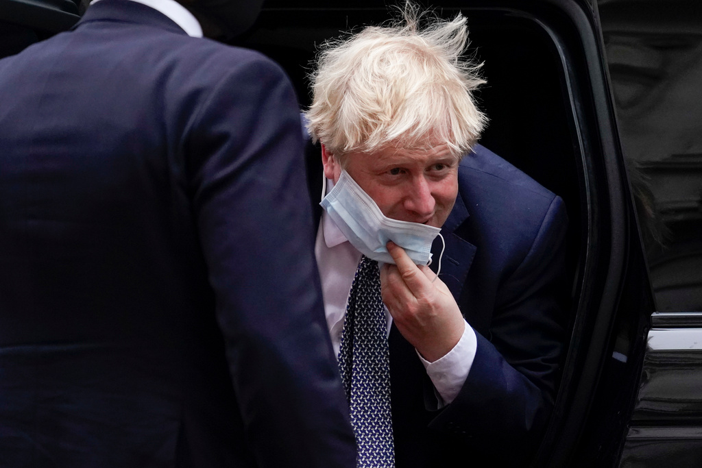 Storbritanniens premiärminister Boris Johnson är rejält pressad efter de senaste veckornas avslöjanden.
