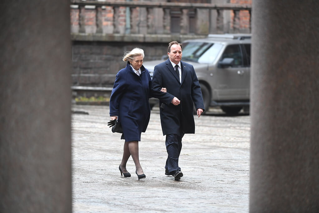 Statsminister Stefan Löfven och hustrun Ulla Löfven anländer till minnesstunden i stadshuset. Statsminister Stefan Löfven och hustrun Ulla Löfven anländer till minnesstunden i stadshuset.