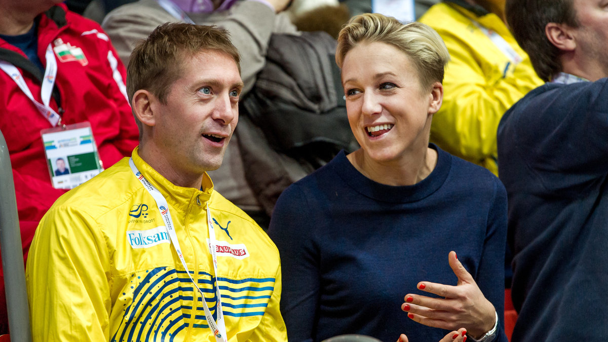 Bergqvist bredvid Emma Green Tregaros tränare och äkta make Yannick Tregaro.