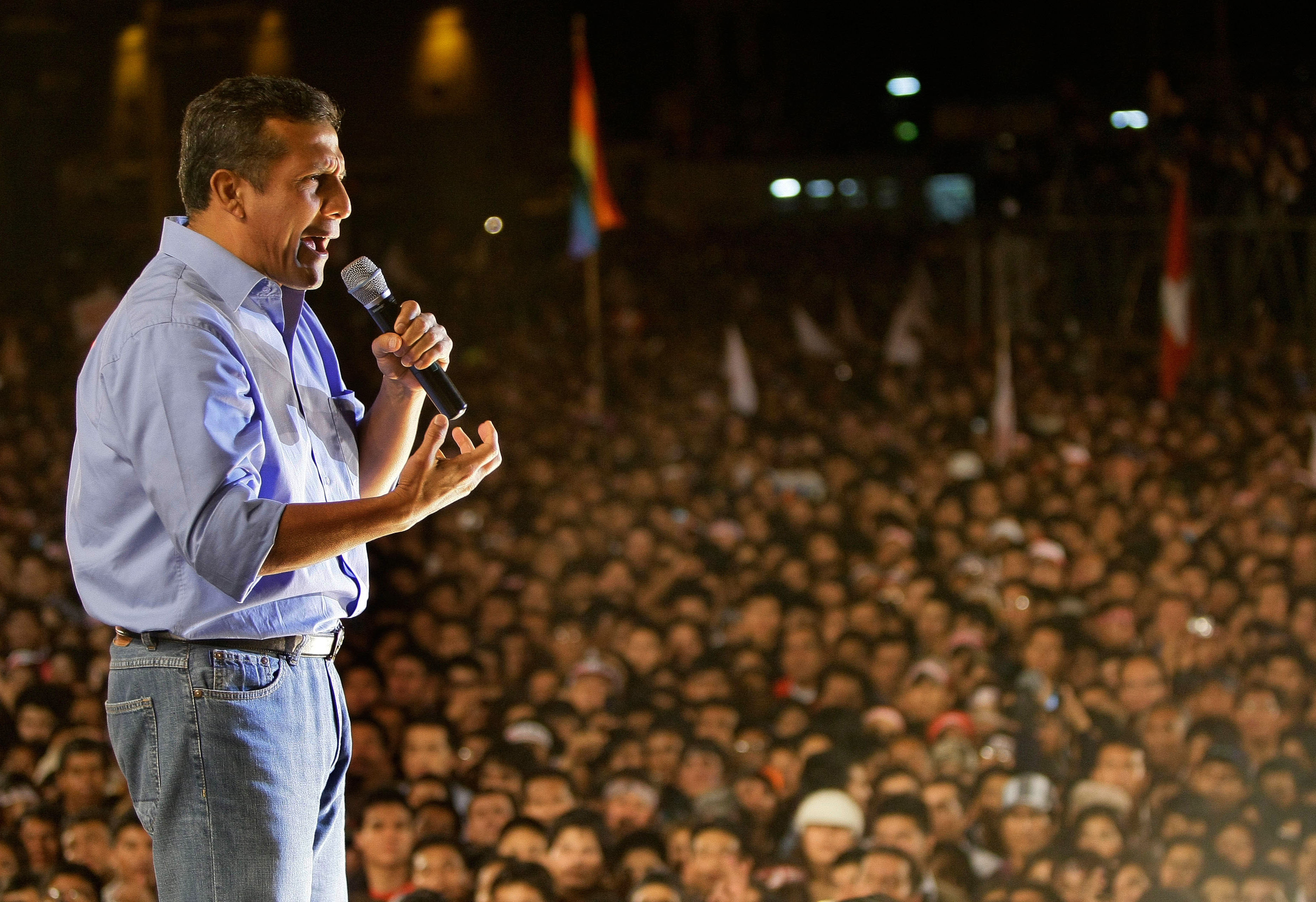 Den segrande kandidaten i Perus presidentval, Ollanta Humala, höll under natten ett passionerat tal till sina anhängare...