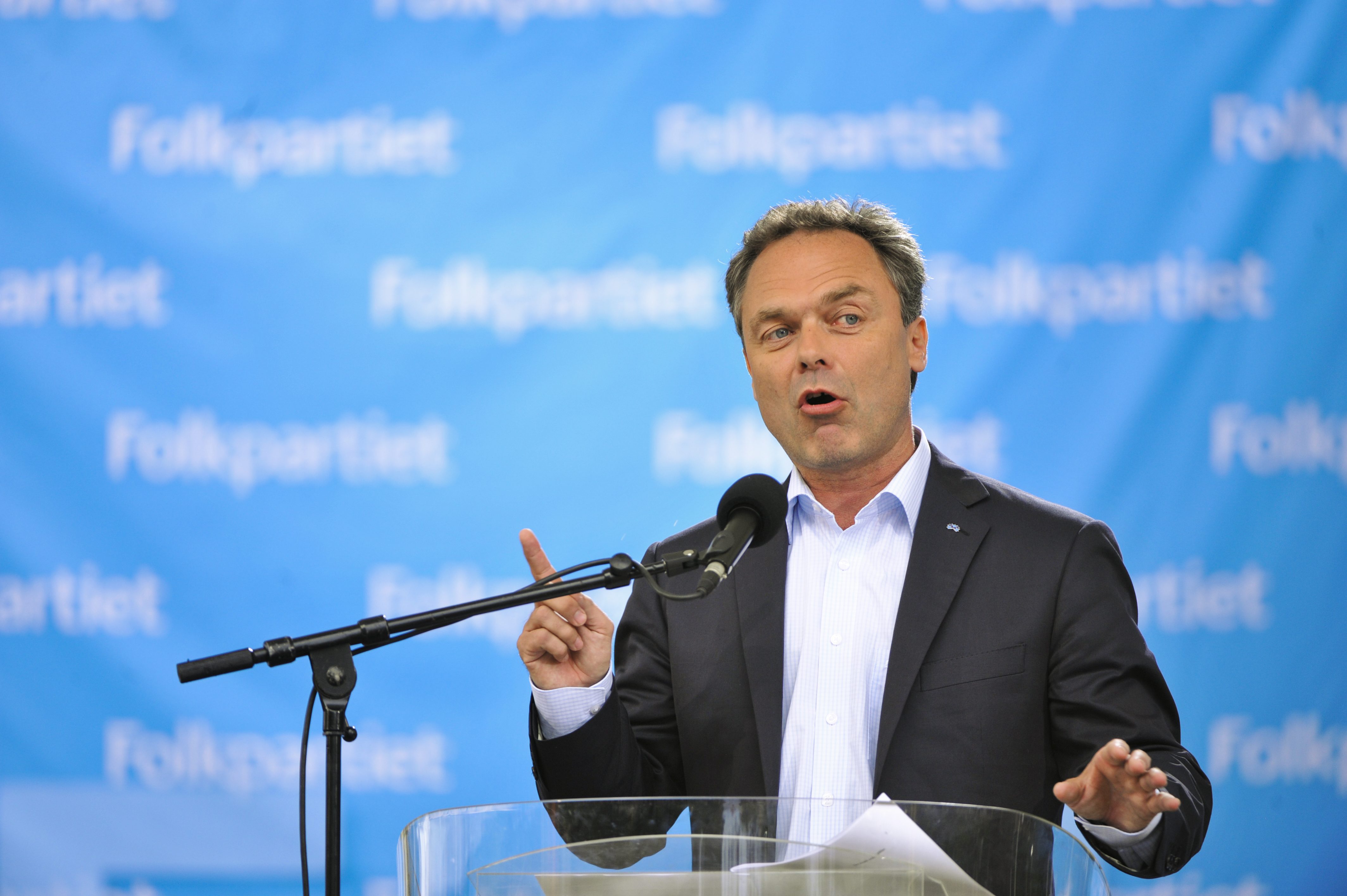 Fp-ledaren Jan Björklund gick till rasande angrepp på vänsterblocket i sitt Almedalstal.